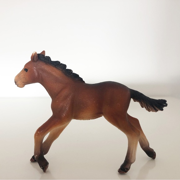 Schleich Mustang Foal 13807 from 2015 brown Foal Horse - Picture 2 of 3